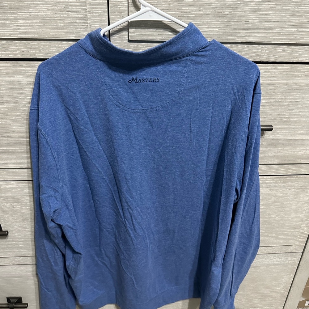 Large Masters quarter zip. Barely worn. Great condition.